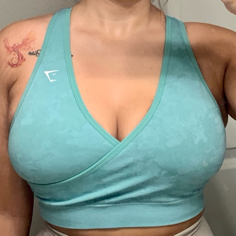 Gymshark Light Green Camo Seamless Sports Bra XL